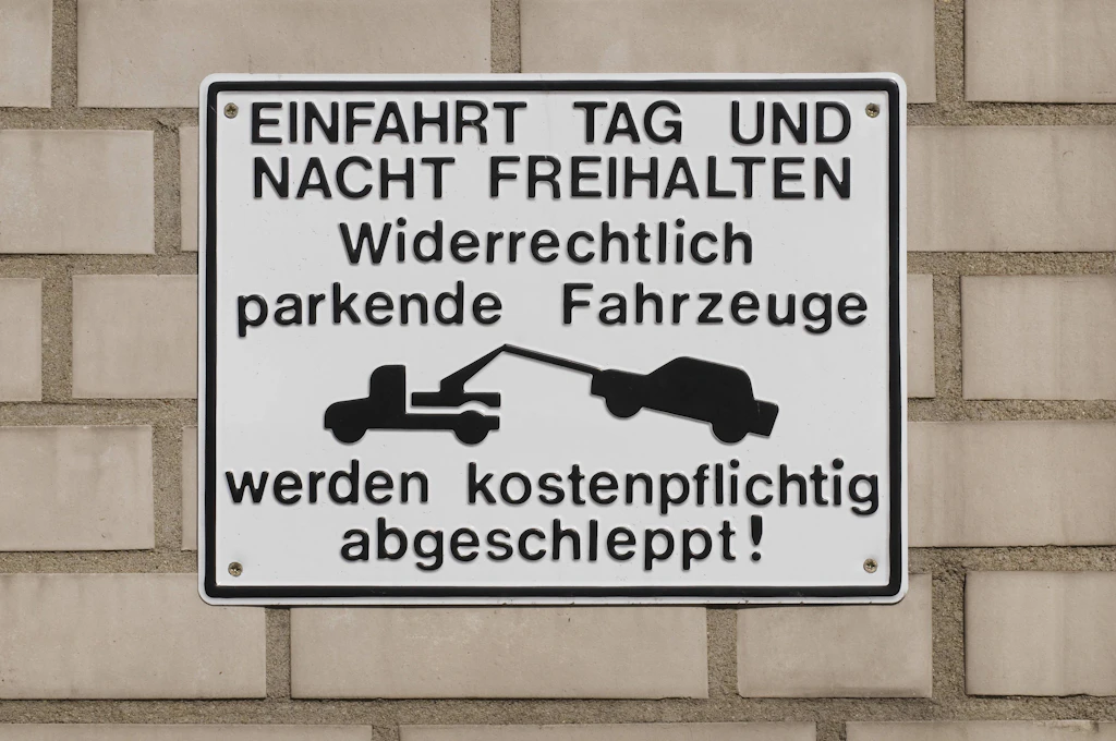 Abschleppdienst in Berlin: verpetzt, beklaut, betrogen