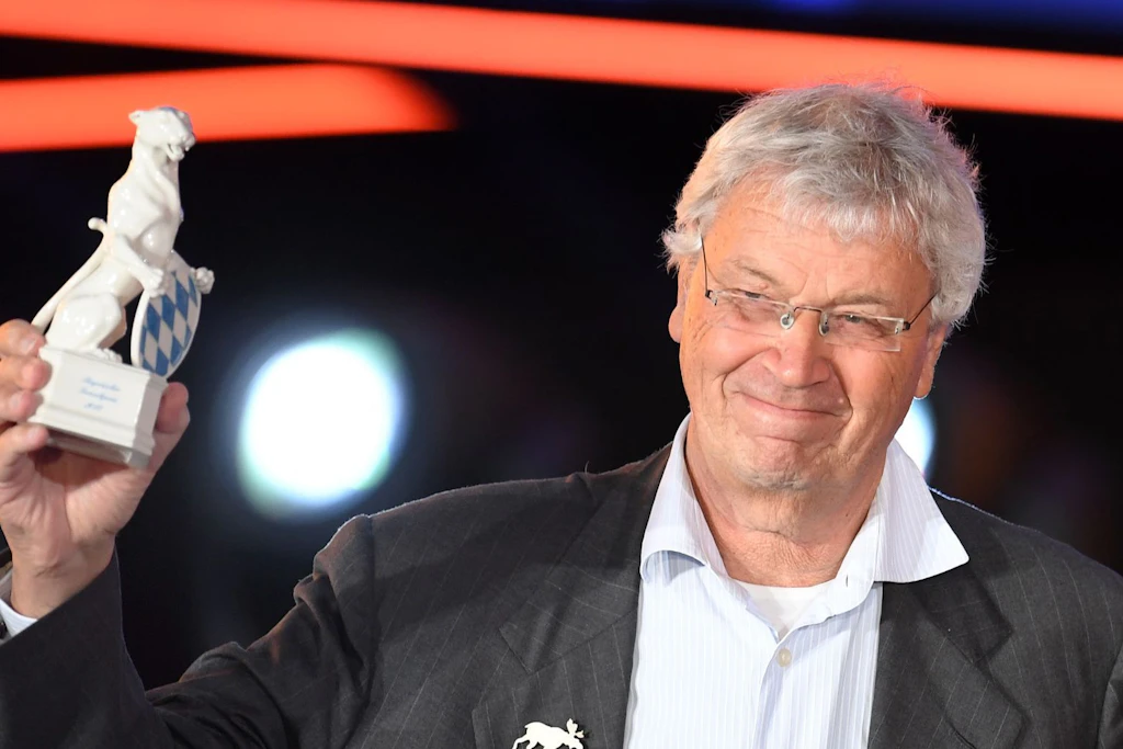Gerhard Polt bekommt 2017 den Bayerischen Fernsehpreis. In den 80ern war die bayerische Monarchie nicht so gut auf Polt zu sprechen.