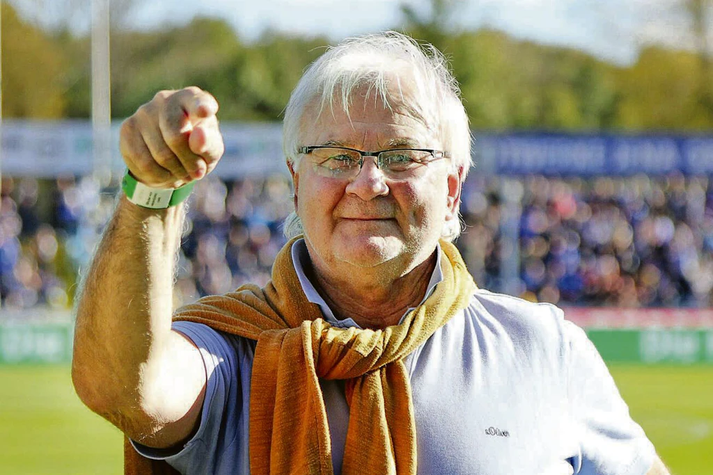 Peter Ducke ist am Ernst Abbe Sportfeld noch immer ein gern gesehener Gast.