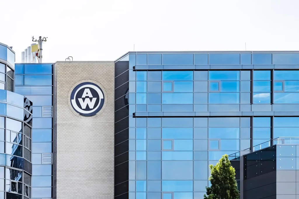 Weber Magdeburg droht die Insolvenz nach dem Auftragsstopp von Porsche.