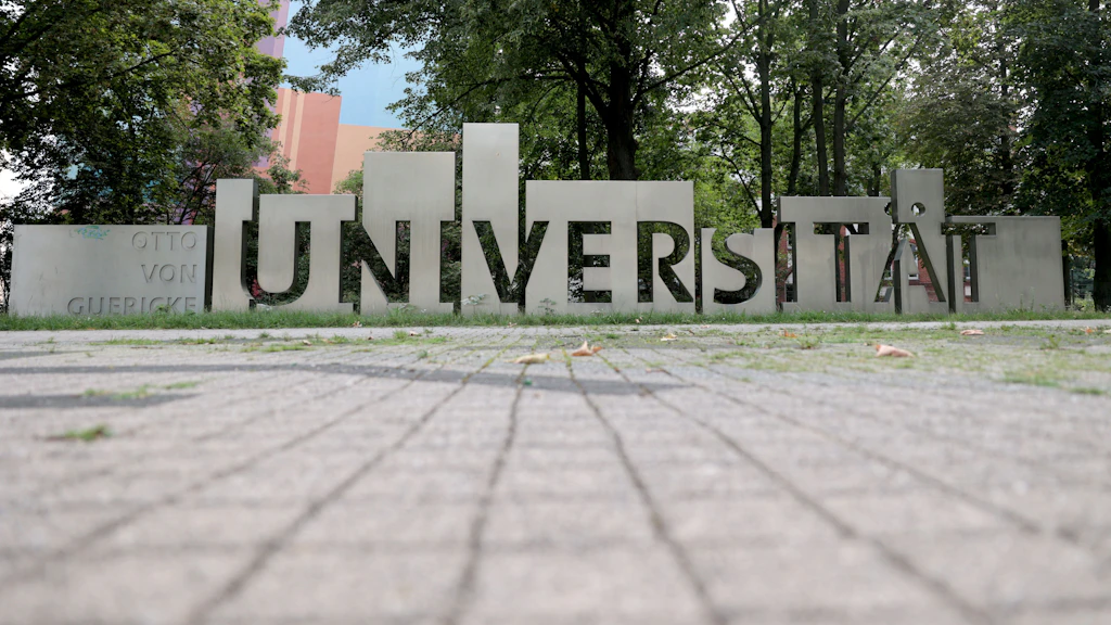 Die Hochschule Anhalt hat rund 20 Prozent mehr Studienanfänger, die Otto-von-Guericke-Universität Magdeburg mehr Bewerbungen. Die Hochschule Magdeburg-Stendal vermeldet einen leichten Rückgang der Bewerbungen.