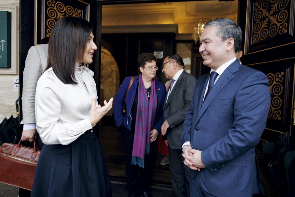 Wirtschaftsministerin Katherina Reiche trifft am 29. Juni 2026 den kasachischen Industrie- und Bauminister Ersayin Nagaspayev. (Symbolbild)
