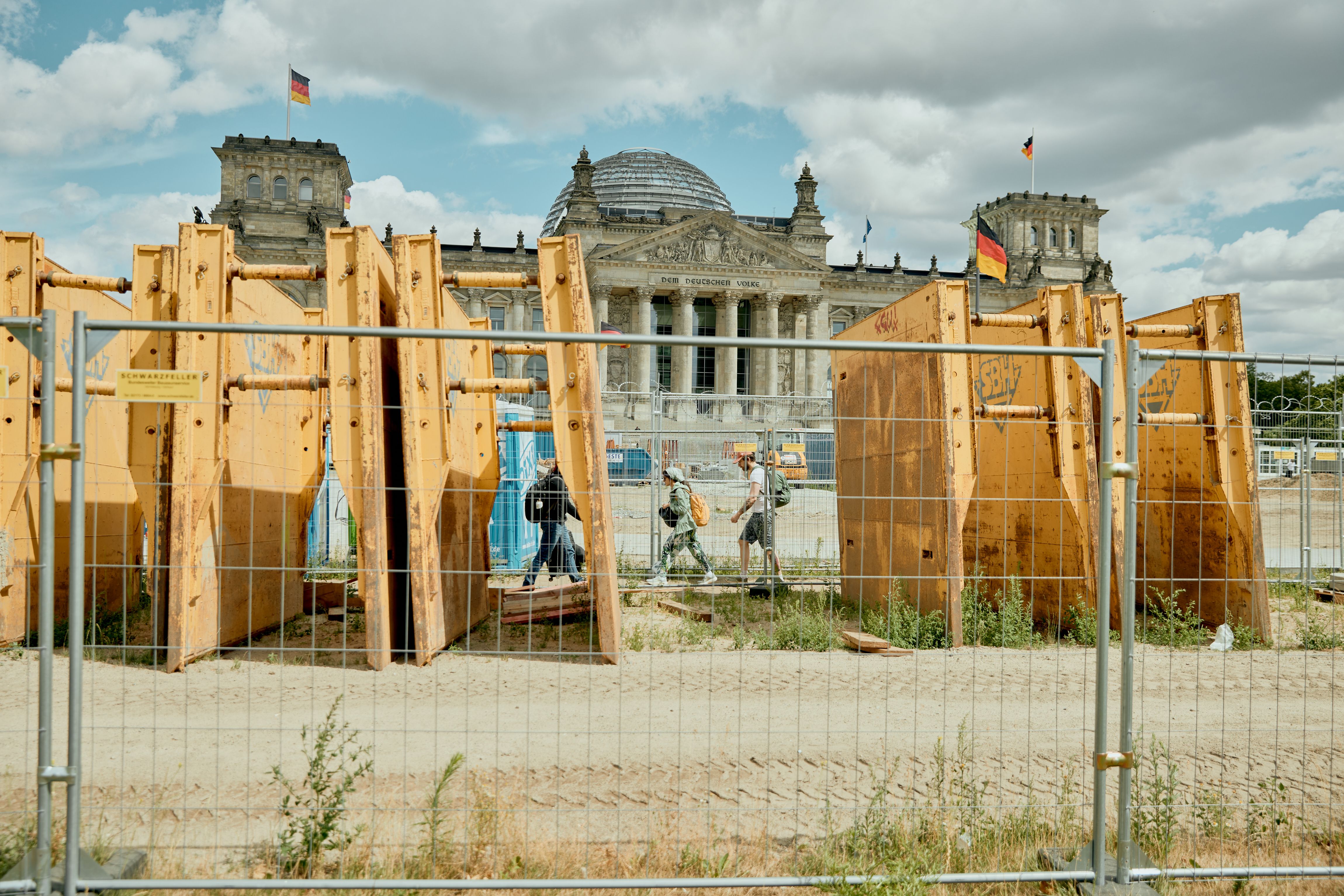 Wie sieht’s denn hier aus? Freitagmittag auf Deutschlands repräsentativster Baustelle