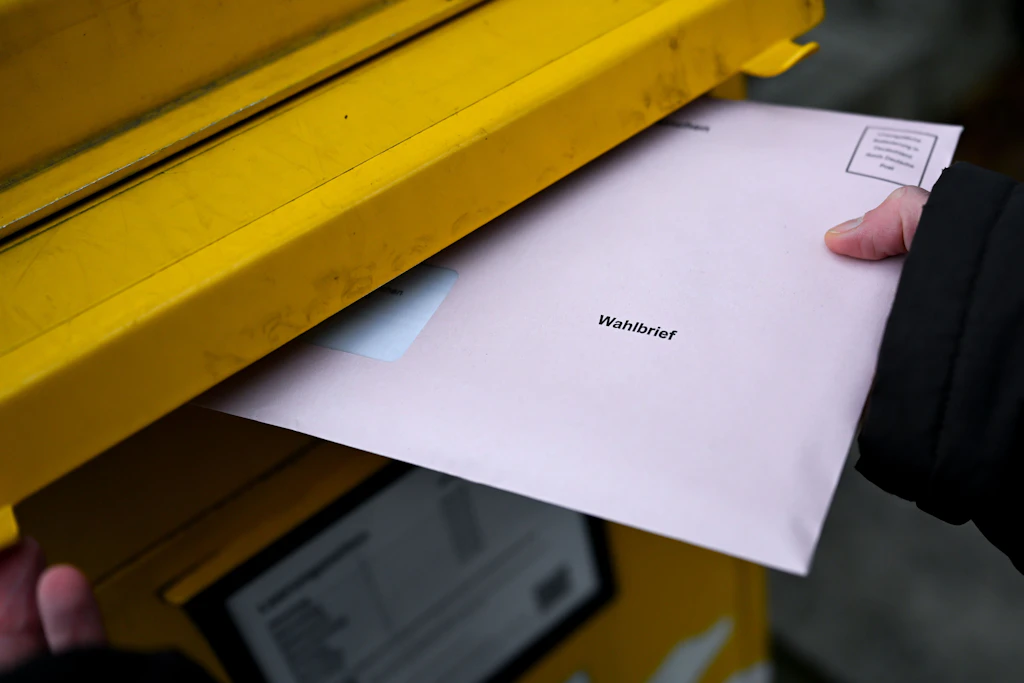 In einem Altersheim soll eine ältere Dame ohne Kenntnis Ihres Vormunds gewählt haben (Symbolbild).