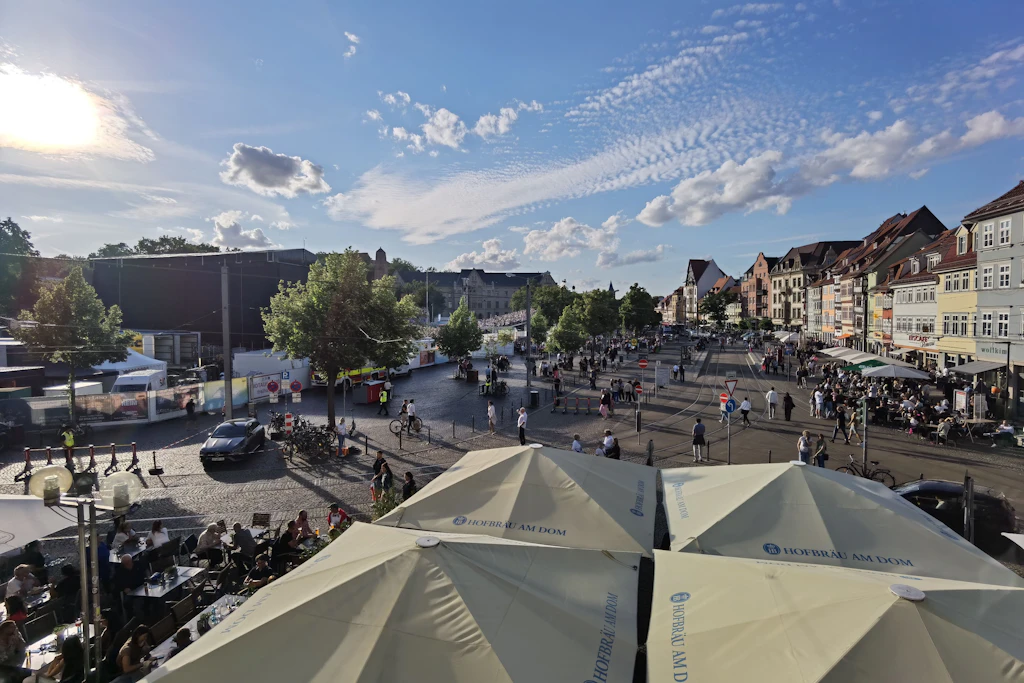Am Domplatz sind für dieses Wochenende zwei Großkonzerte geplant.
