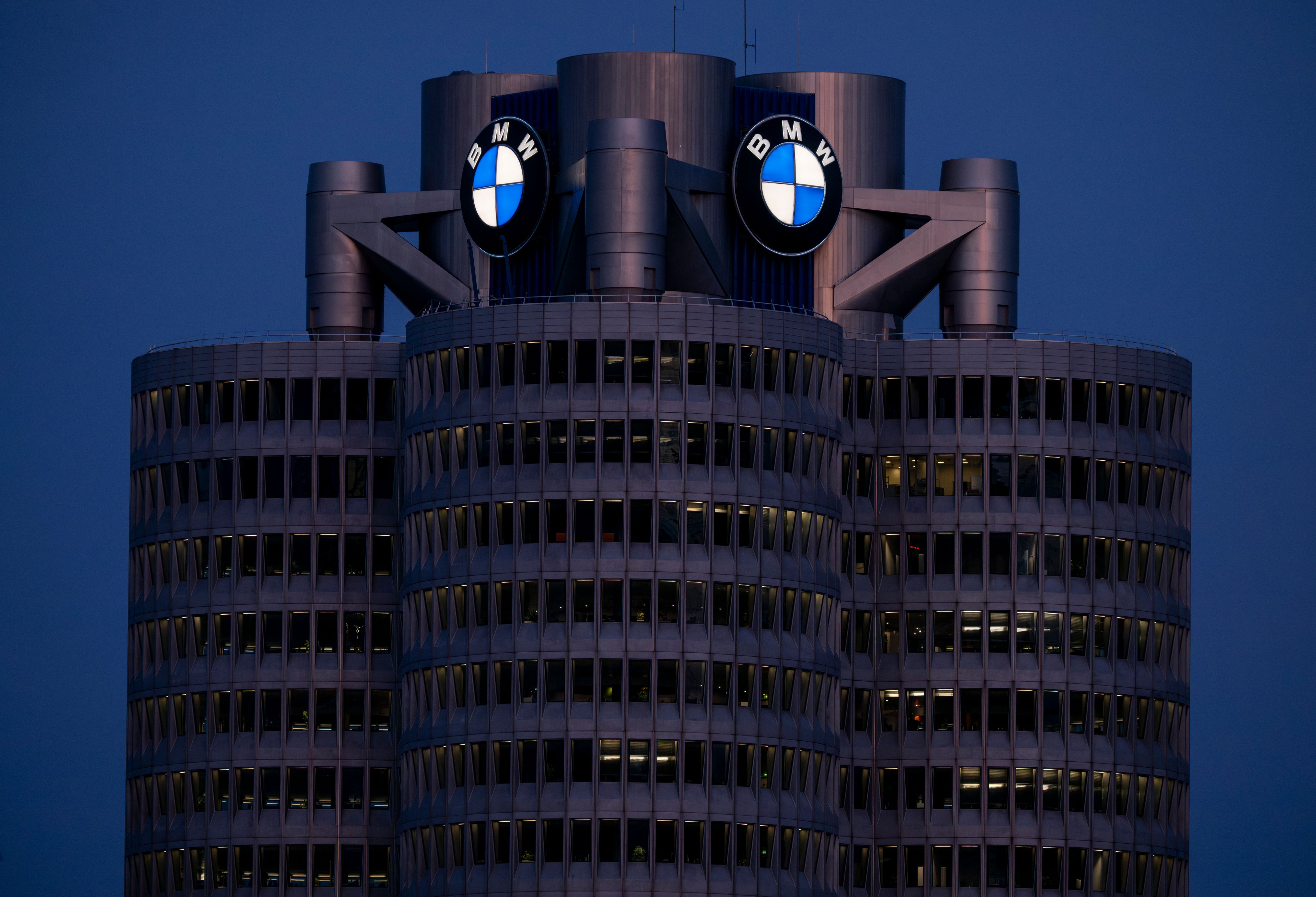 BMW baut 8000 Stellen ab: Experten warnen vor Zehntausenden weiteren Jobverlusten