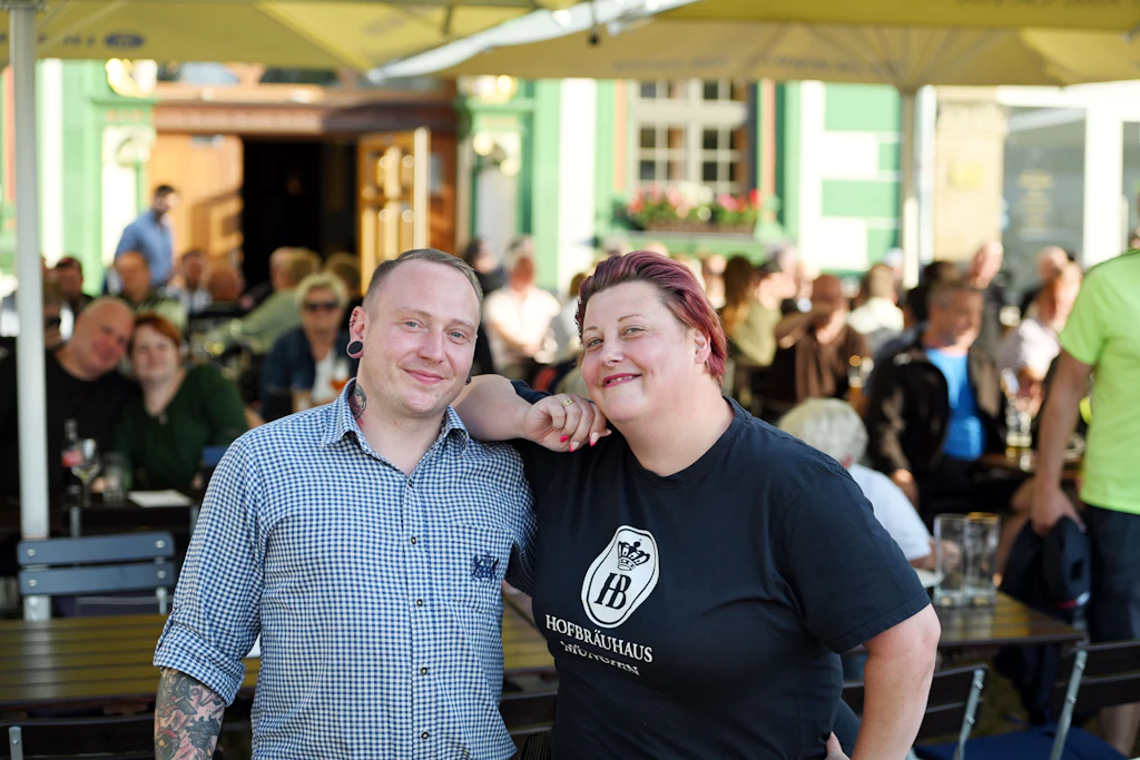 Die Gastwirte Doreen und Patrick in der Erfurter Innenstadt.