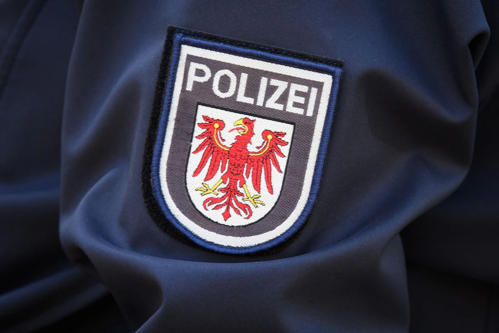 Die Brandenburger Polizei hat den mutmaßlichen Täter festgenommen. (Symbolbild)