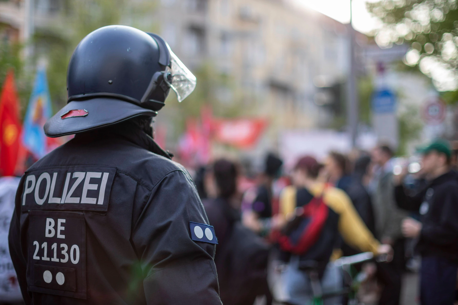 „Gesundheit wird verramscht“: Verletzte Polizisten bleiben in Berlin auf den Kosten sitzen
