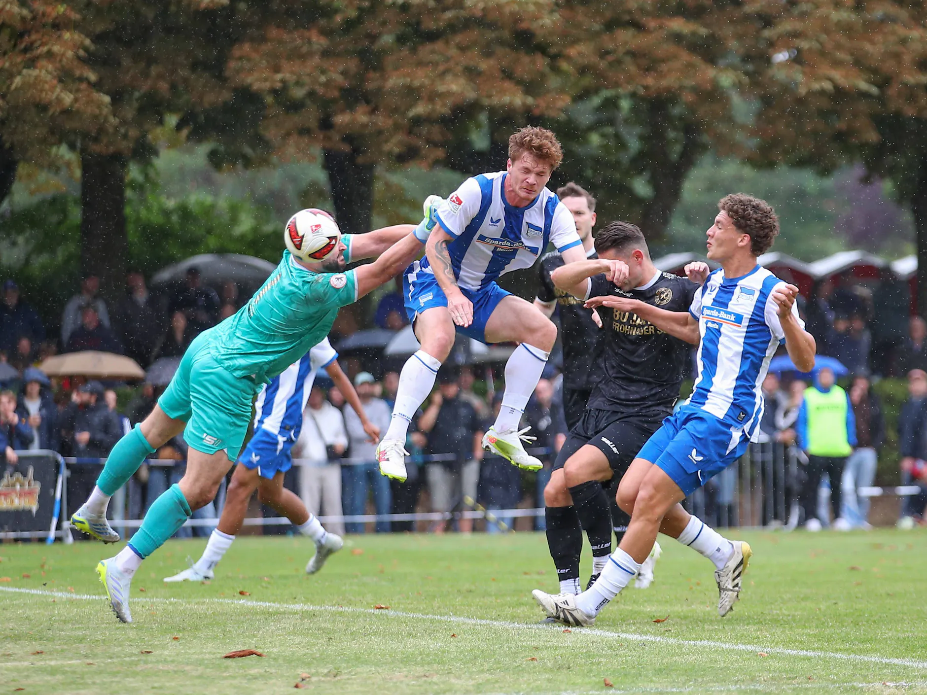 Sebastian Grönning traf per Kopf doppelt für Hertha BSC.