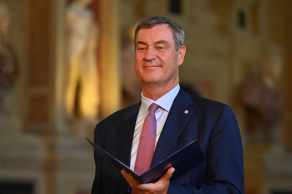 Markus Söder wirbt in Sachen Minijobs für ein genaues Hinsehen – immerhin.
