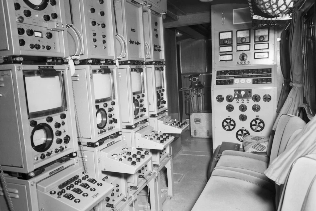  Übertragungswagen des SFB von innen, Berlin 1962