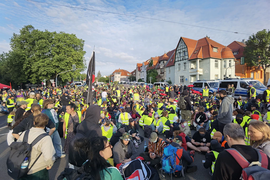 AFD Bundesparteitag Erfurt, 4. Juli 2026 / IM FOTO: Blockade am Gothaer Platz