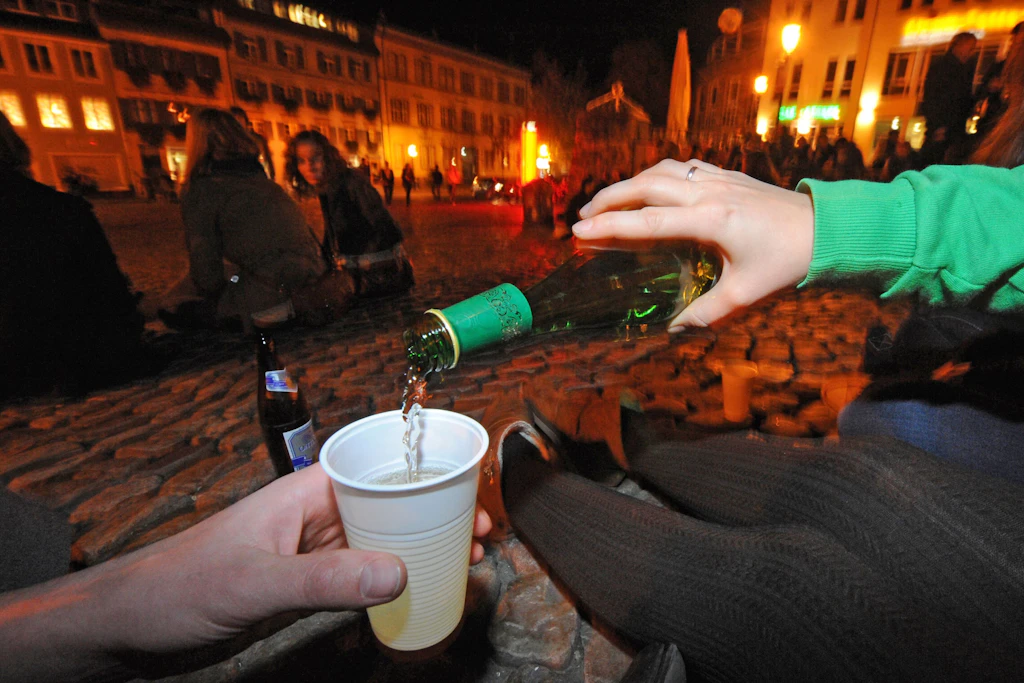 Die Stadt Zwickau verhängt Alkoholverbot rund um den Marienplatz.