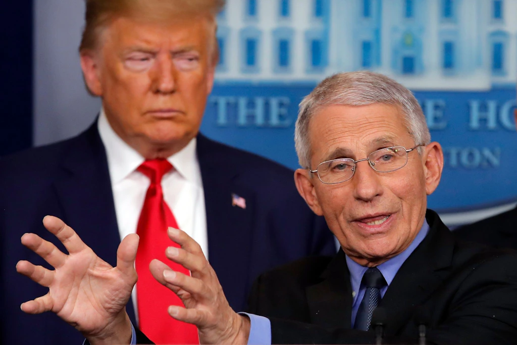 Einstige Verbündete: Donald Trump und Anthony Fauci im Weißen Haus.