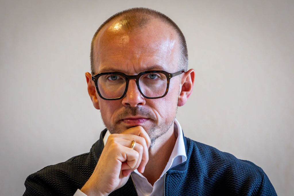Stefan Sternberg (SPD), Landrat von Ludwigslust-Parchim, hat es ins Schwarzbuch 2026 geschafft.