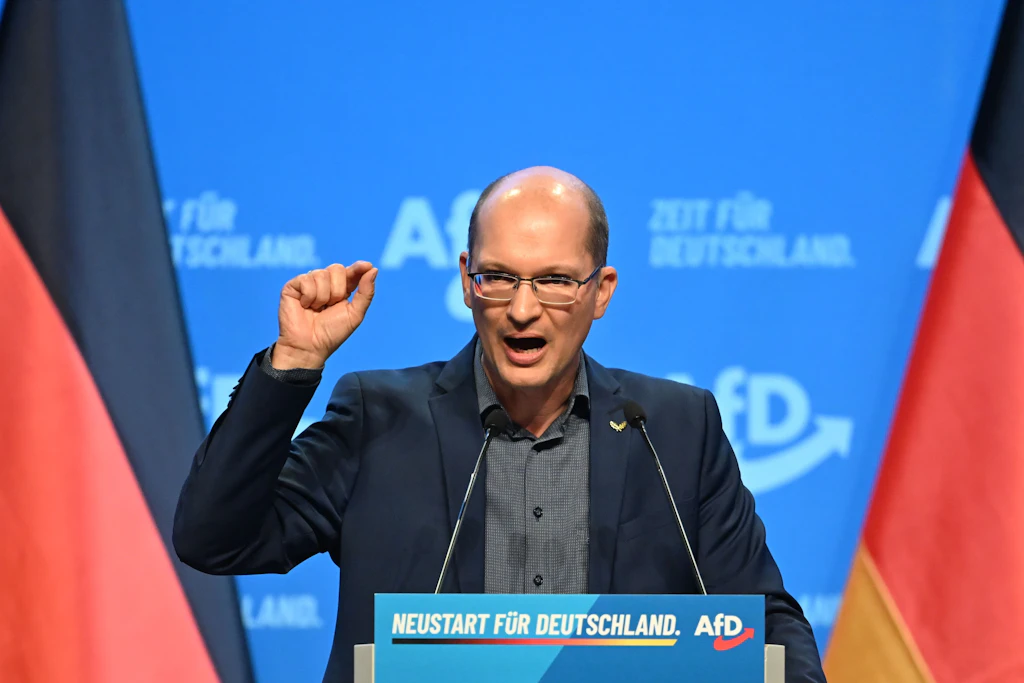 Der neue AfD-Bundesvorstand: Kontinuität, Verjüngung und Ost-Dominanz