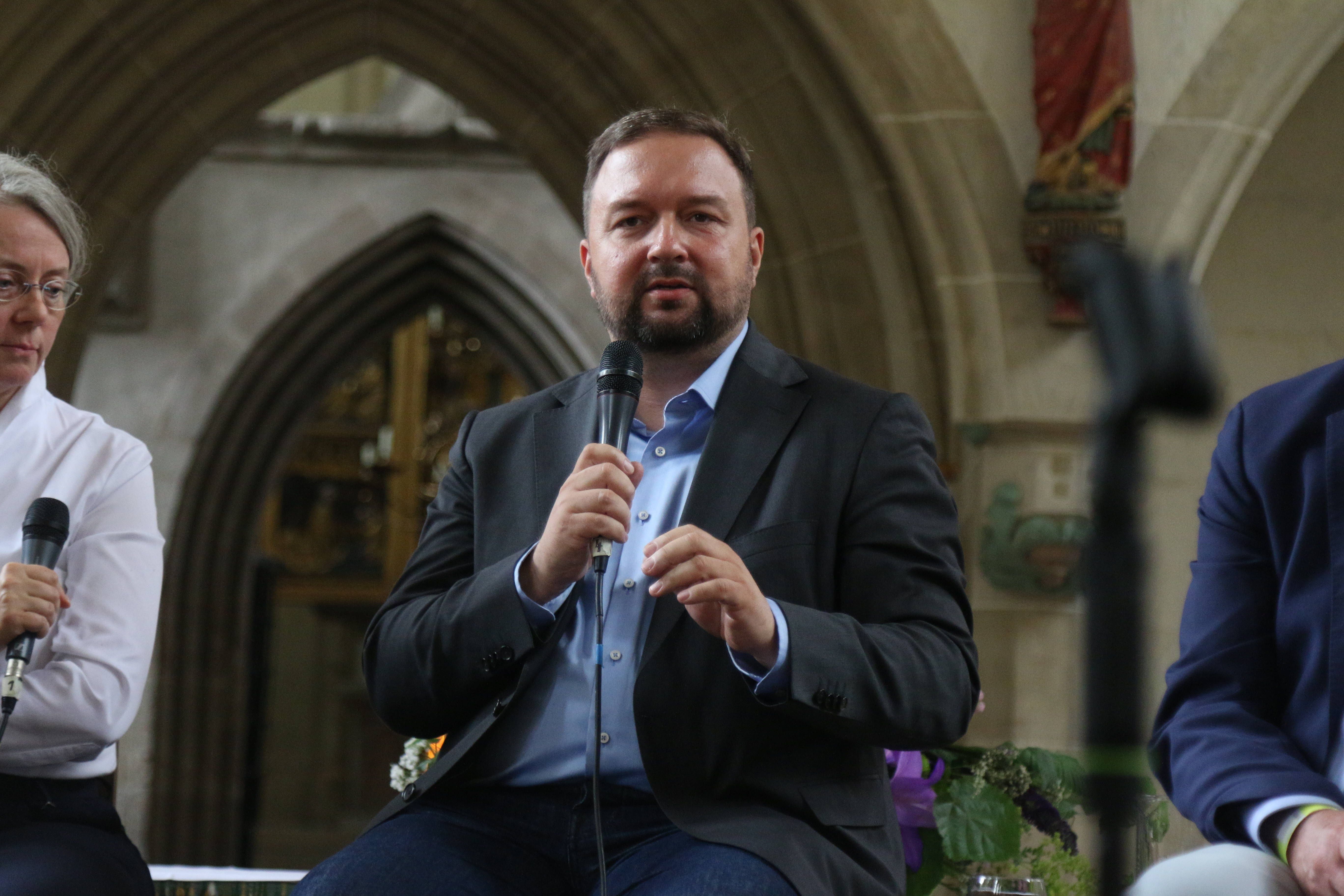 Merz holt Thüringer Michael Hose in die CDU-Spitze