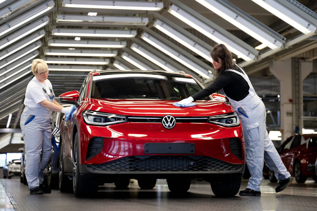 Experten schlagen Alarm: VW und Co. droht ein Job-Kahlschlag bis 2035