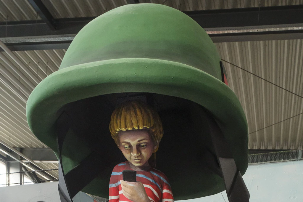 Der Helm ist noch zu groß: Zwei Drittel der Befragten haben gar kein Interesse am Wehrdienst.