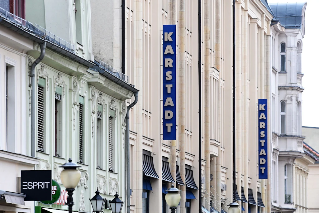 Die Filiale von Galeria Karstadt im Stadtpalais in der Brandenburger Straße in Potsdam