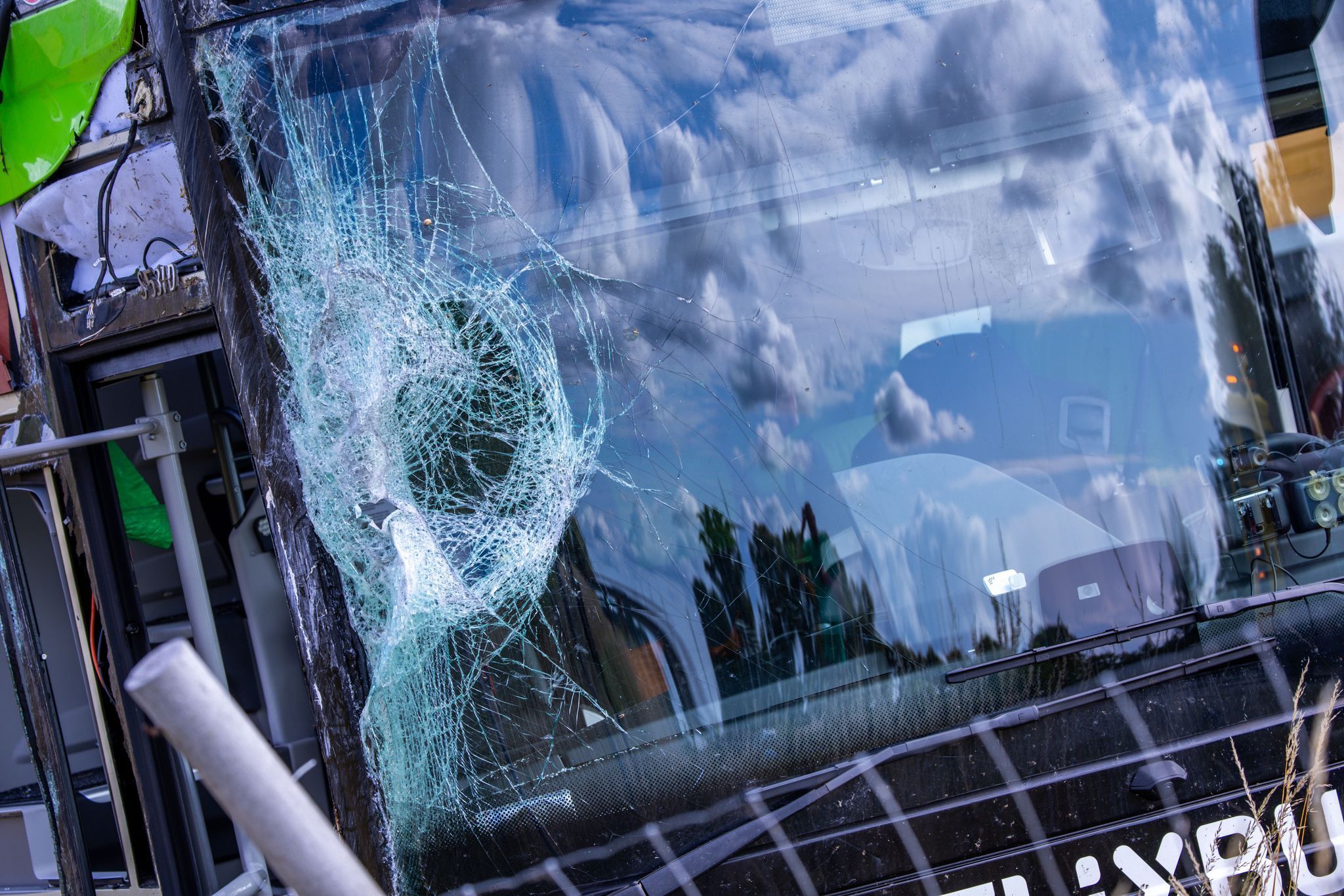 Horror-Unfall mit Flixbus auf der A2: Elf Verletzte auf Strecke nach Berlin