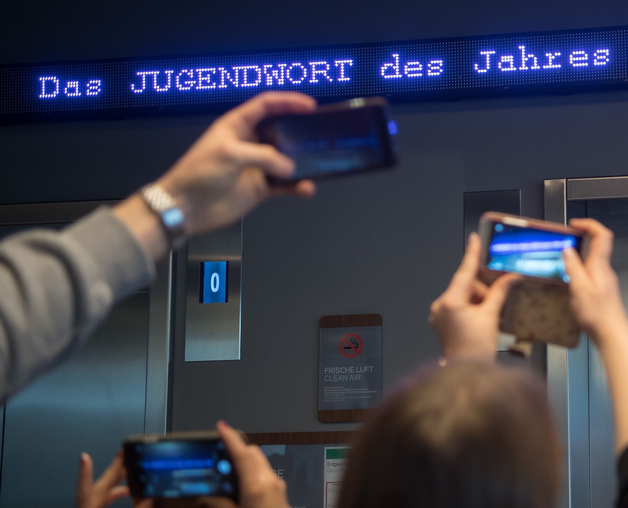„Mehrzweckeier“ rausgeflogen – das sind die Top 10 für das Jugendwort 2026