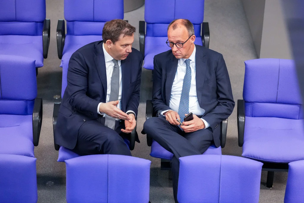 Finanzminister Lars Klingbeil und Kanzler Friedrich Merz planen für 2027 rund 200 Milliarden Euro neue Schulden.