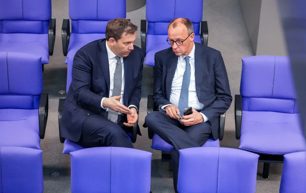Merz’ Milliardenschulden verpuffen – Ökonom sieht Wachstum erst am „Sankt-Nimmerleins-Tag“