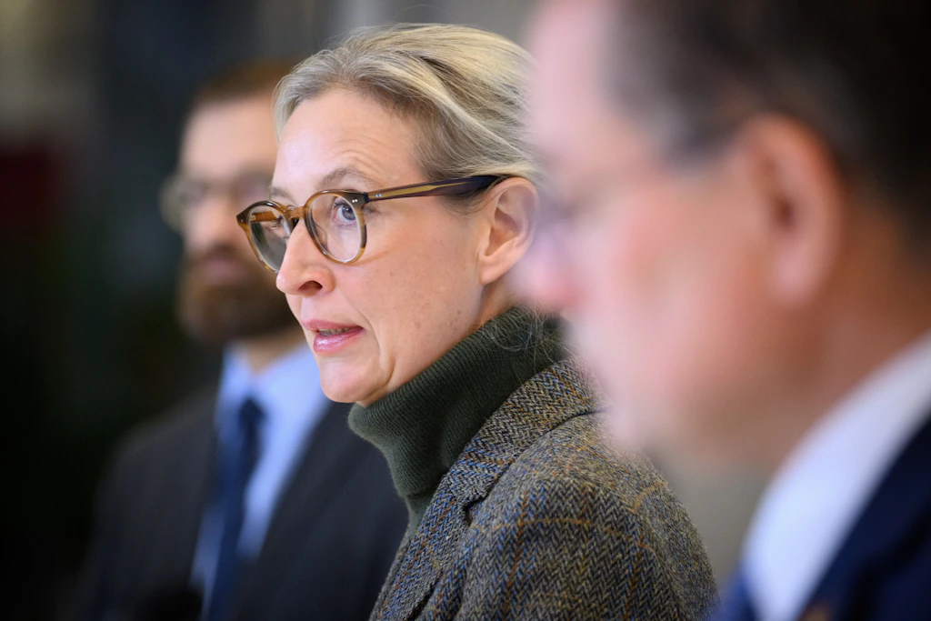 „Hooliganartiges Auftreten“: AfD-Spitze attackiert beide Lager im NRW-Machtkampf
