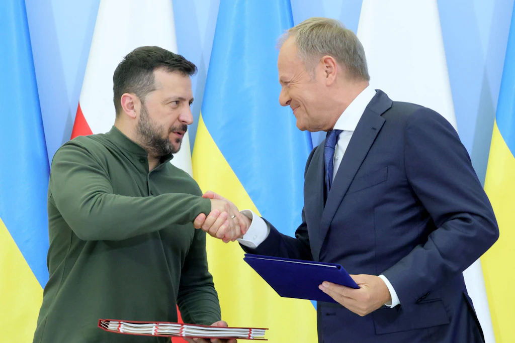 Der ukrainische Präsident Wolodymyr Selenskyj und Polens Ministerpräsident Donald Tusk bei einem Treffen in Warschau im Juli 2024.