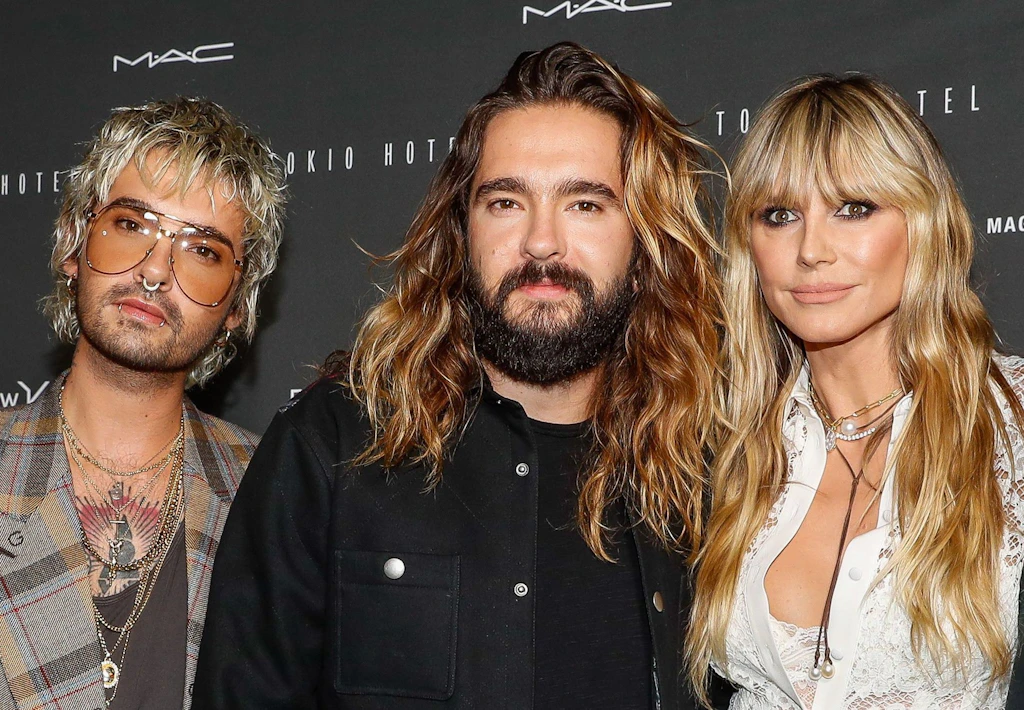 Ferrari zum 21.: Tom Kaulitz löst ungewöhnliche Wette ein