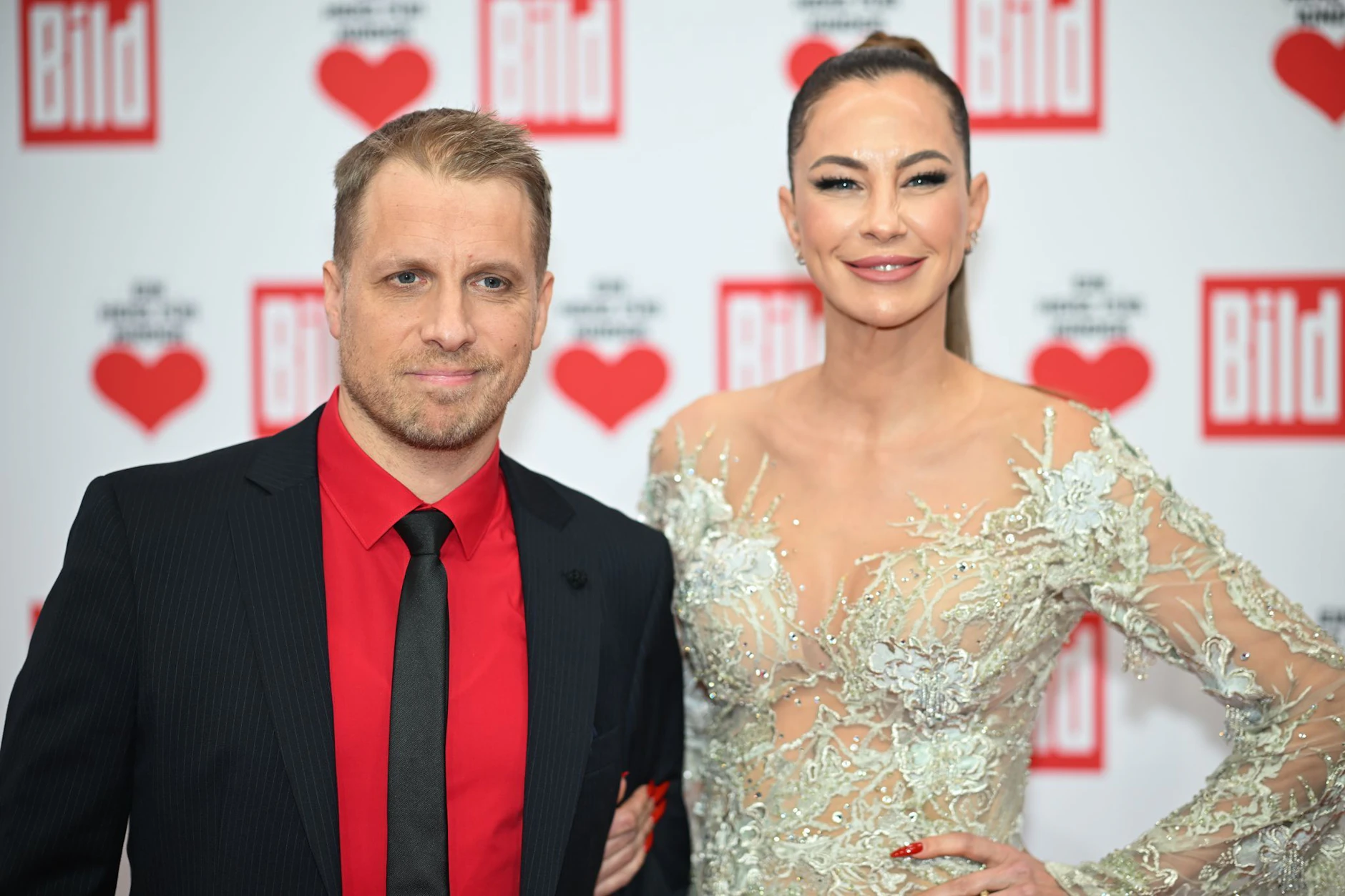 Oliver Pocher hat mit Alessandra Meyer-Wölden eine Tochter und zwei Söhne.