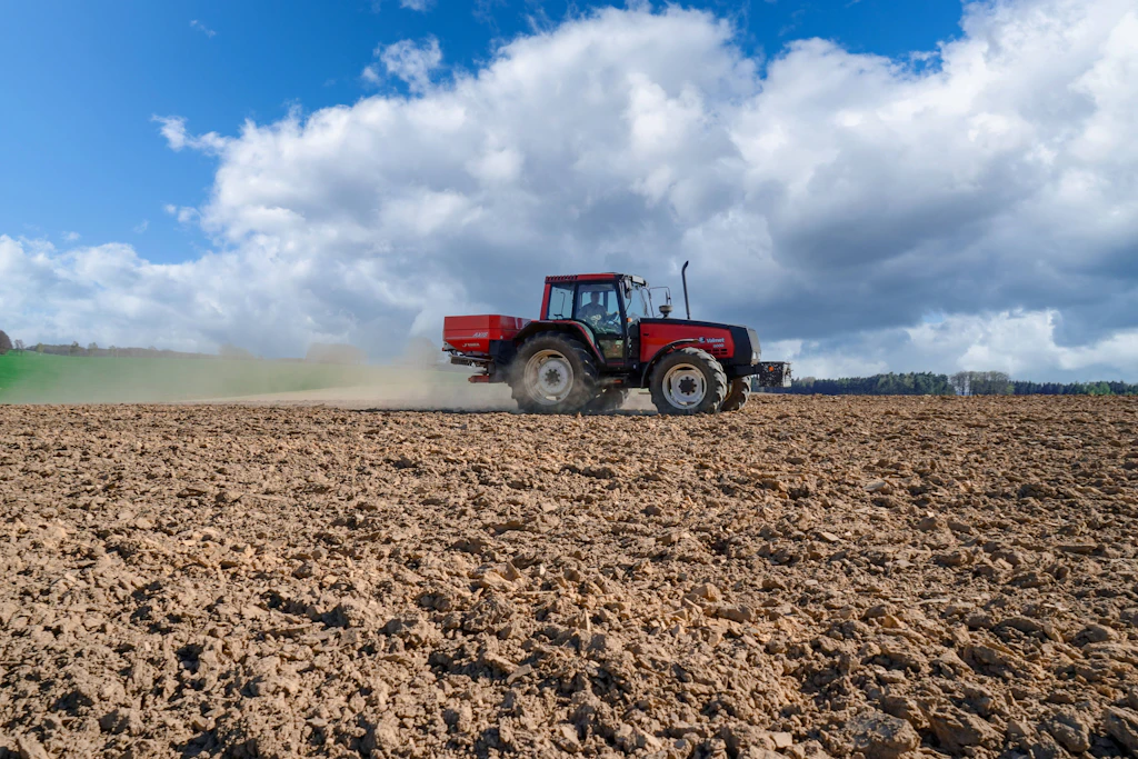 200 Meter Asphalt mit Traktor aufgerissen: Landwirt in Polen droht Haftstrafe