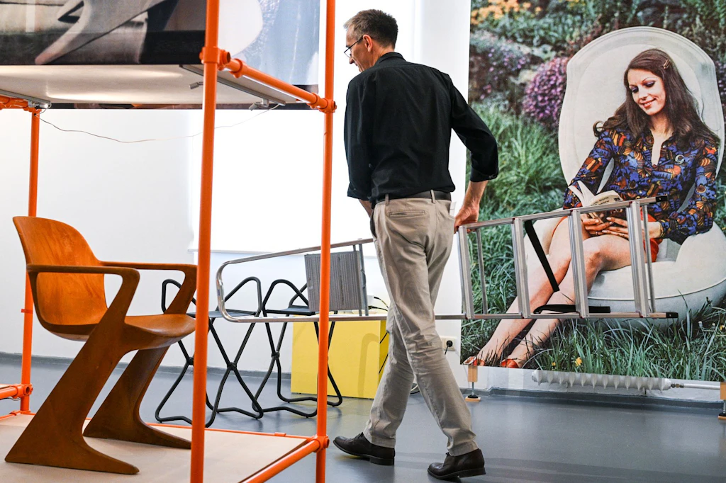 Kunststoffmöbel aus Ost und West: Die Ausstellung im Stadtmuseum Halle ist nur noch bis Sonntag zu sehen.