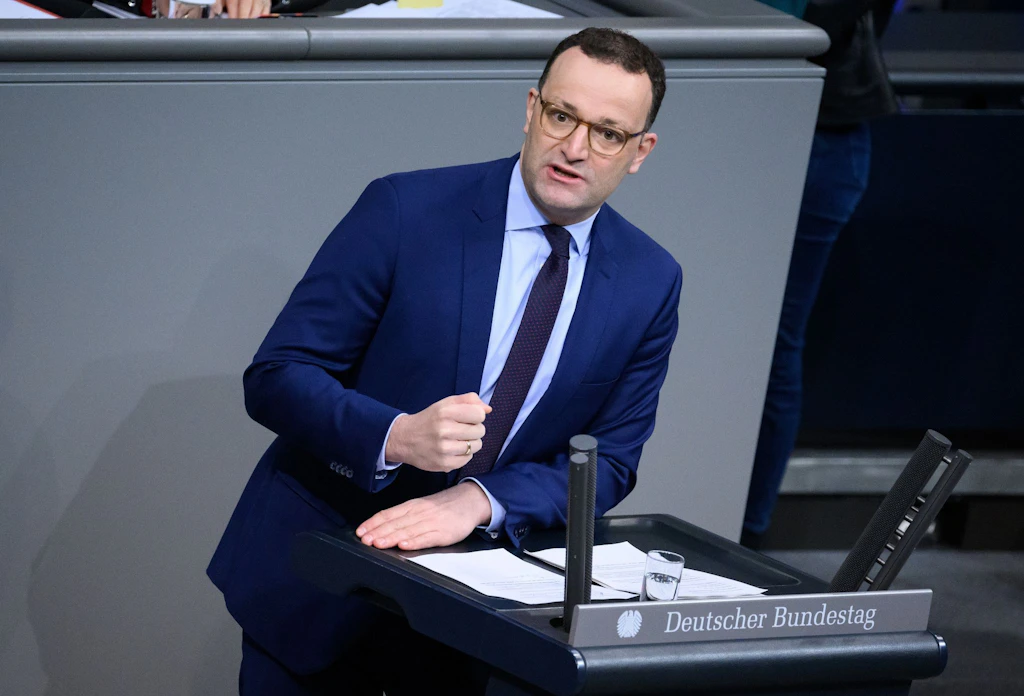 Leihmutterschaft-Debatte: Merz kündigt Diskussion über Spahn im CDU-Präsidium an