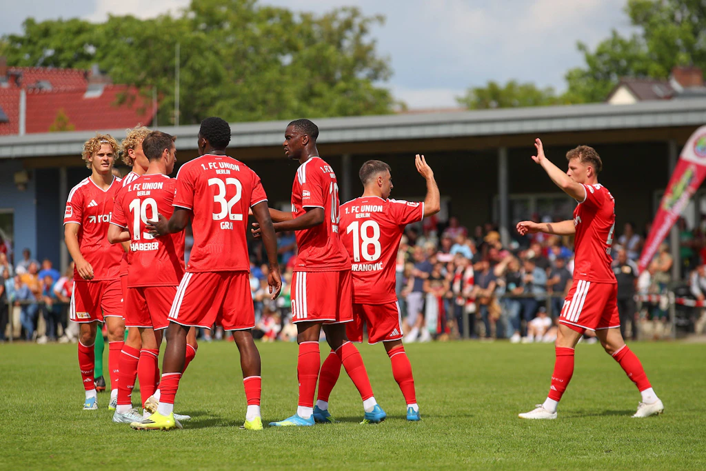 Die Spieler des 1. FC Union Berlin feierten am Wochenende einen gelungenen Start in die Vorbereitung zur neuen Saison.