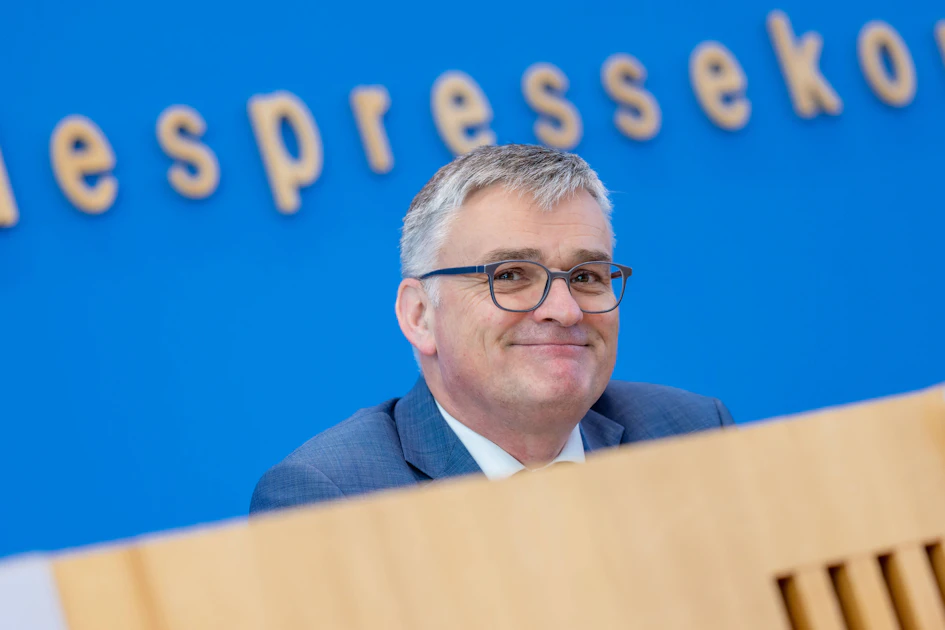 Reform ohne Grundlage? Regierungssprecher räumt ein: Zahlen zur Krankschreibung fehlen