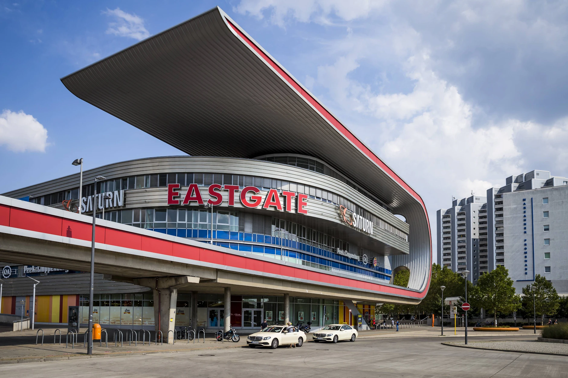 Das Eastgate in Marzahn lockt Shopping-Kunden im Osten der Stadt.