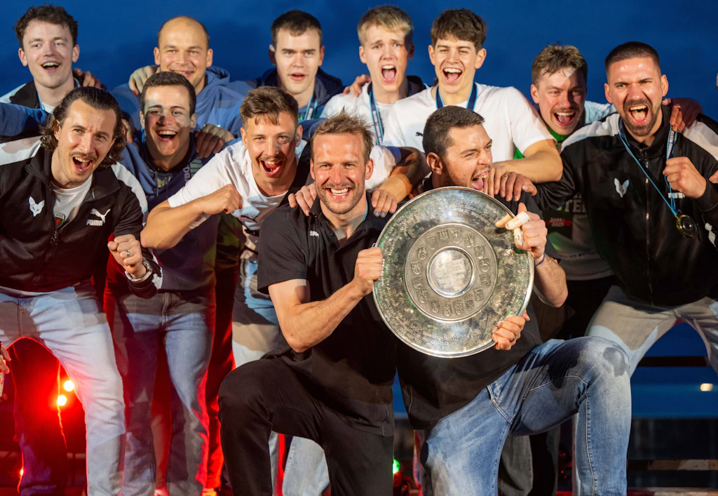 So klaute ein Langfinger die Trophäe von Berlins Handball-Füchsen