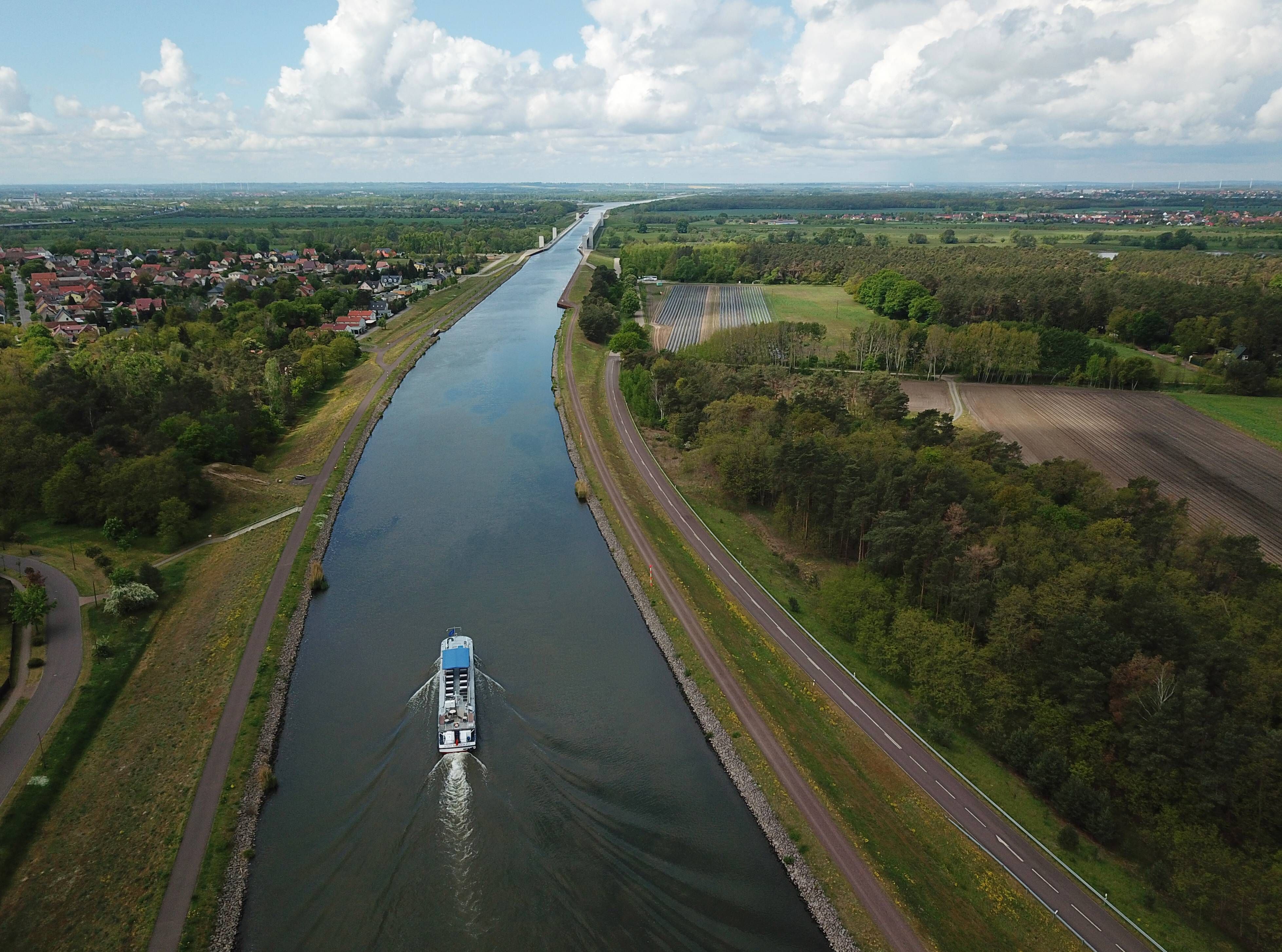 Horror-Unfall auf dem Mittellandkanal: Matrose verliert fast sein Bein