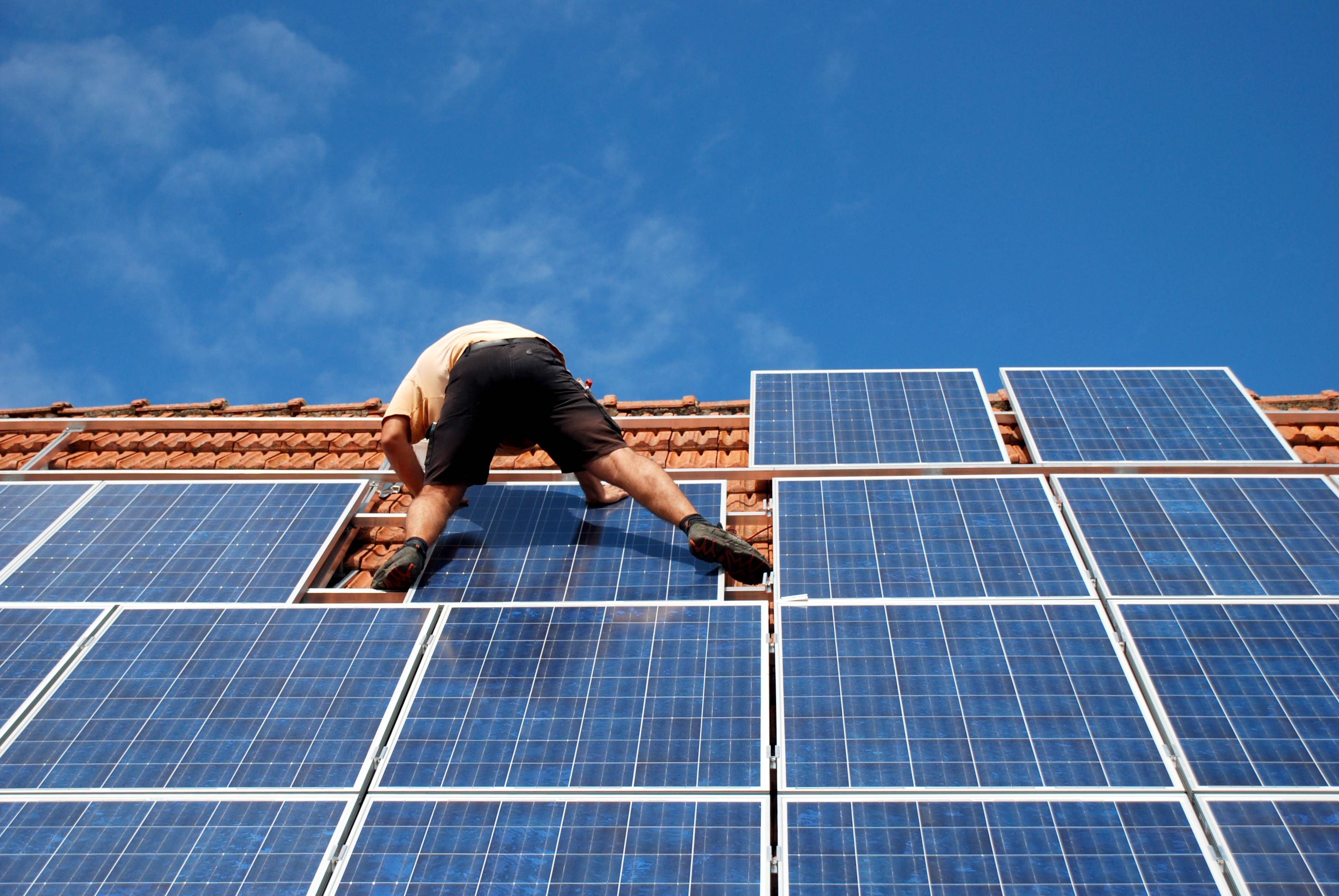 Solar-Betrug: Dresdner Unternehmen soll Kunden um 12 Millionen Euro geprellt haben