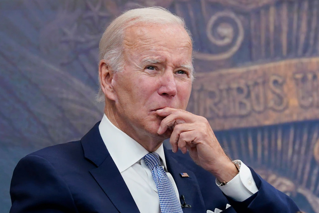 „Ich habe gerade all das geheime Zeug unten gefunden“: Brisante Biden-Tonbänder veröffentlicht