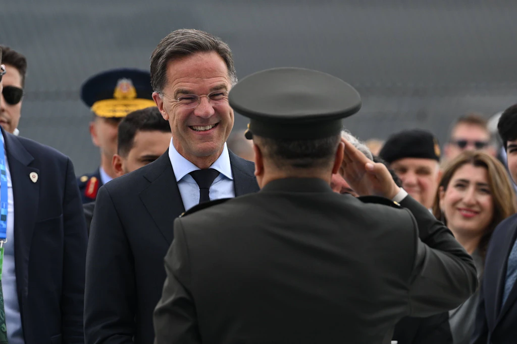 Mark Rutte bei der Ankunft auf dem Flughafen in Ankara