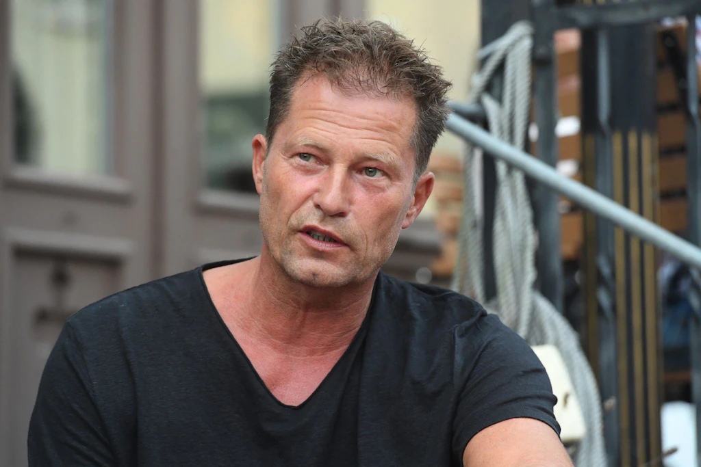 Zuletzt war es sehr still um Schauspieler Til Schweiger.