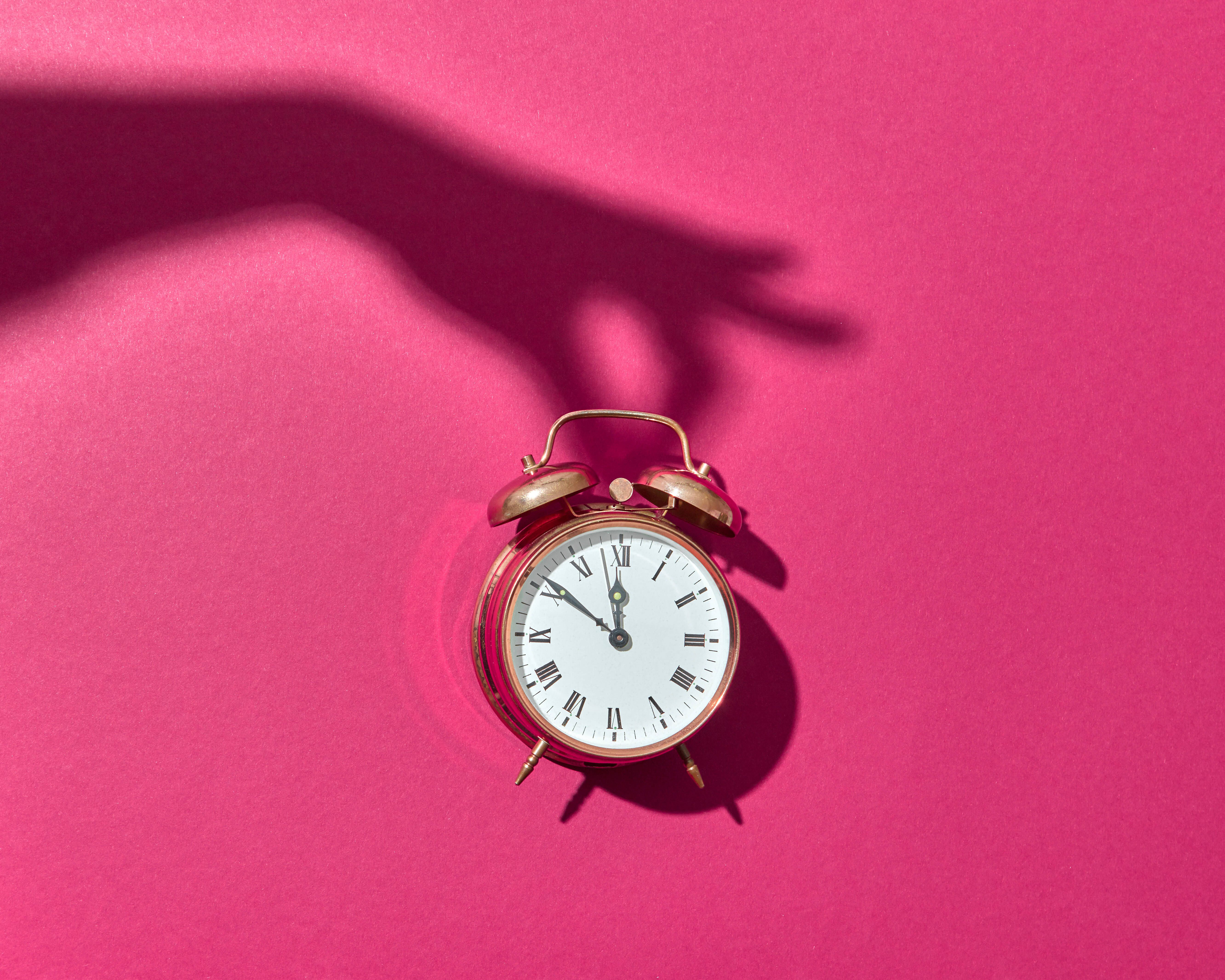 Wer hat da an der Uhr gedreht? Angriff aus Russland oder eine Verschwörung der KI?