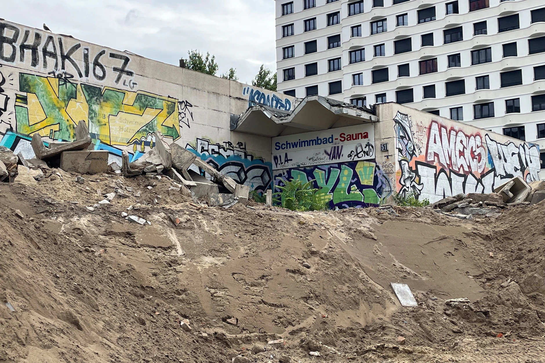 Bis 2018 wurde die Schwimmhalle von den Berliner Bäder-Betrieben genutzt.