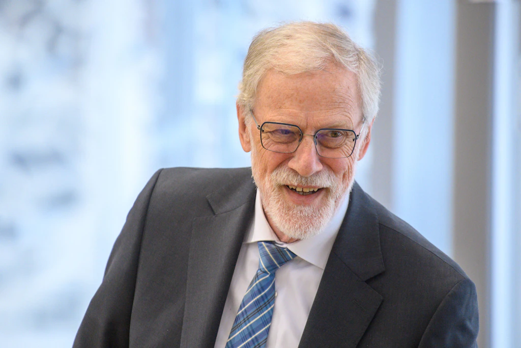 EU-Förderung: Sachsen-Anhalts Kultur- und Europaminister Rainer Robra (CDU) setzt sich für eine starke EU-Förderung der Regionen nach 2027 ein.