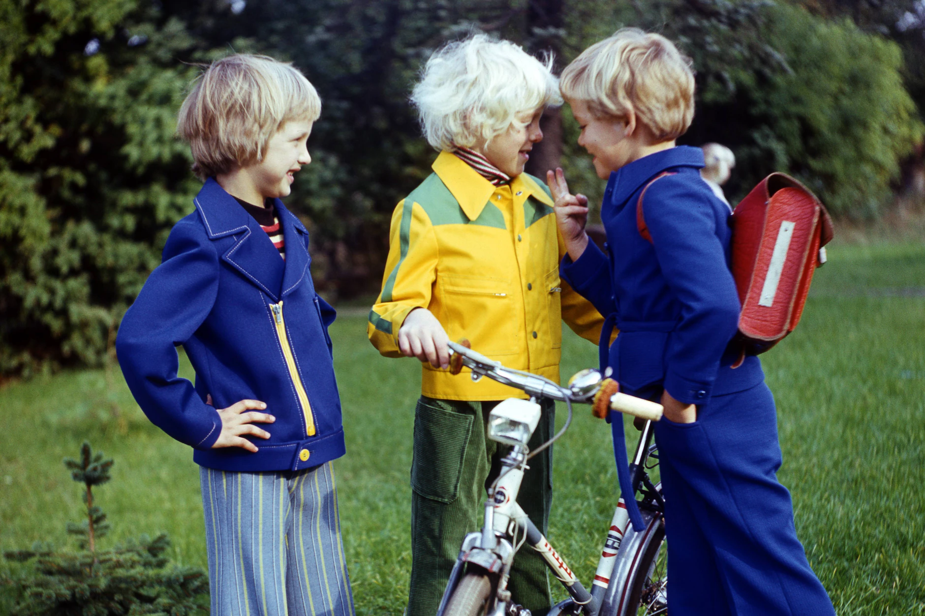 Freundschaft in der DDR war nicht nur eine Beziehung unter Menschen, sondern auch auch stark politisch geprägtes Wort.