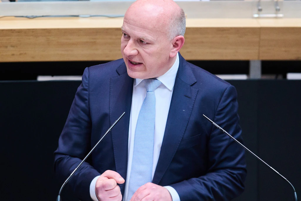 Kai Wegner, Regierender Bürgermeister von Berlin, äußert sich erneut zu dem Anschlag auf den CSD.